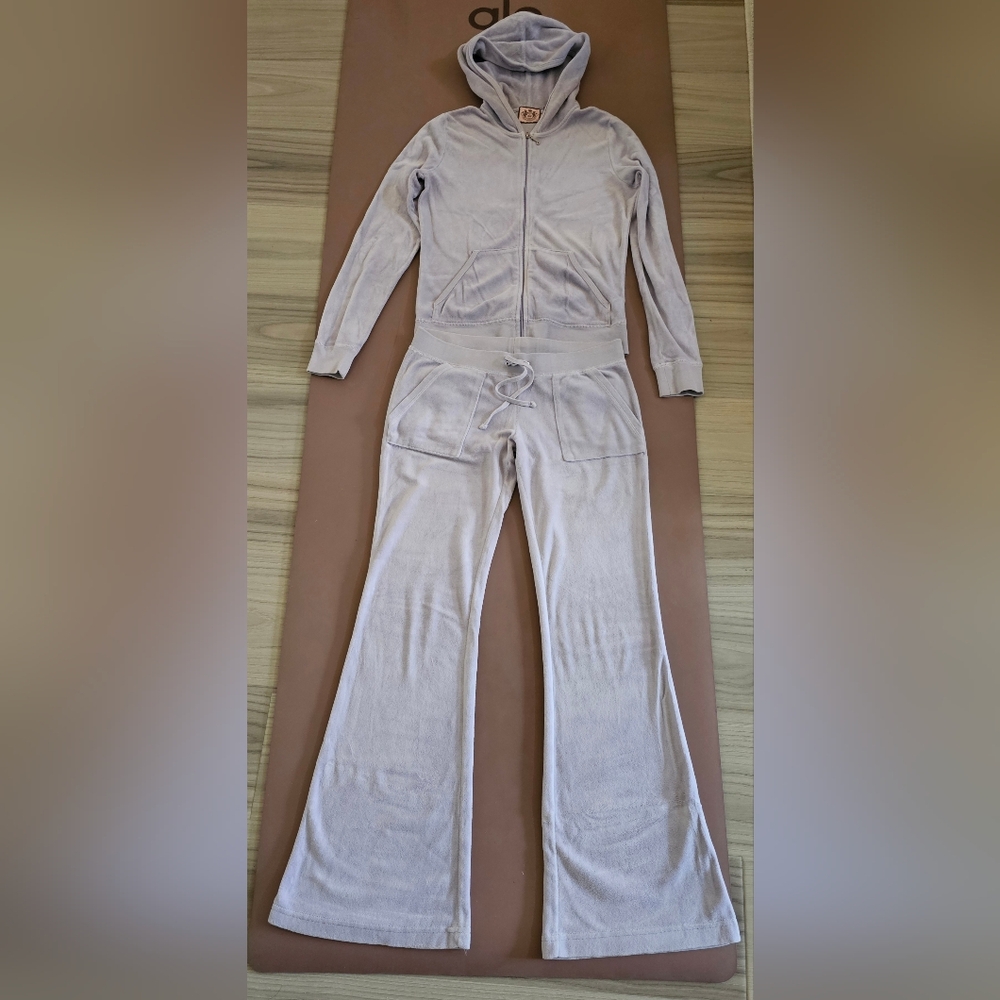 Juicy couture track suit - lilac size P.  Pre-owned. Hoodie and pants together